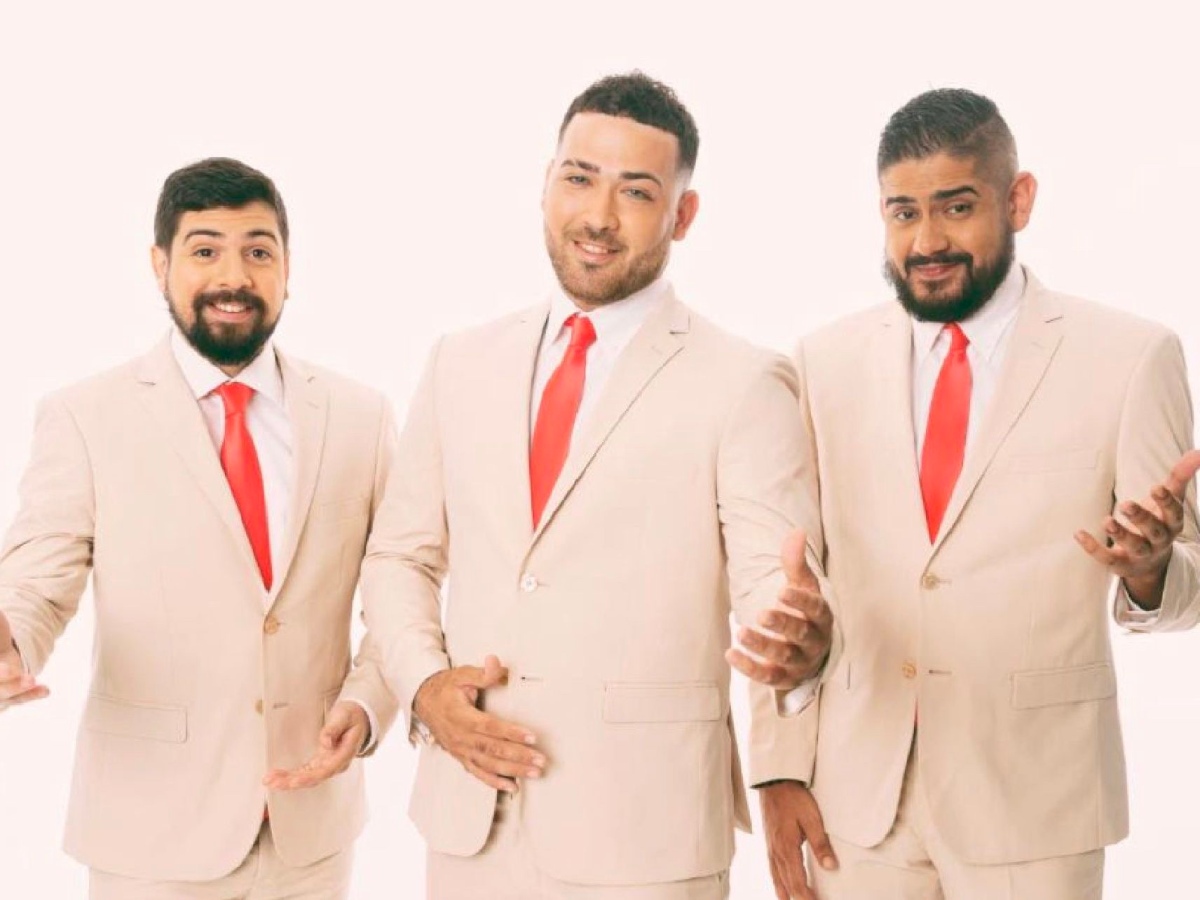 Los Rivera Destino llegan con el esperado álbum debut “Besitos y Besitas”